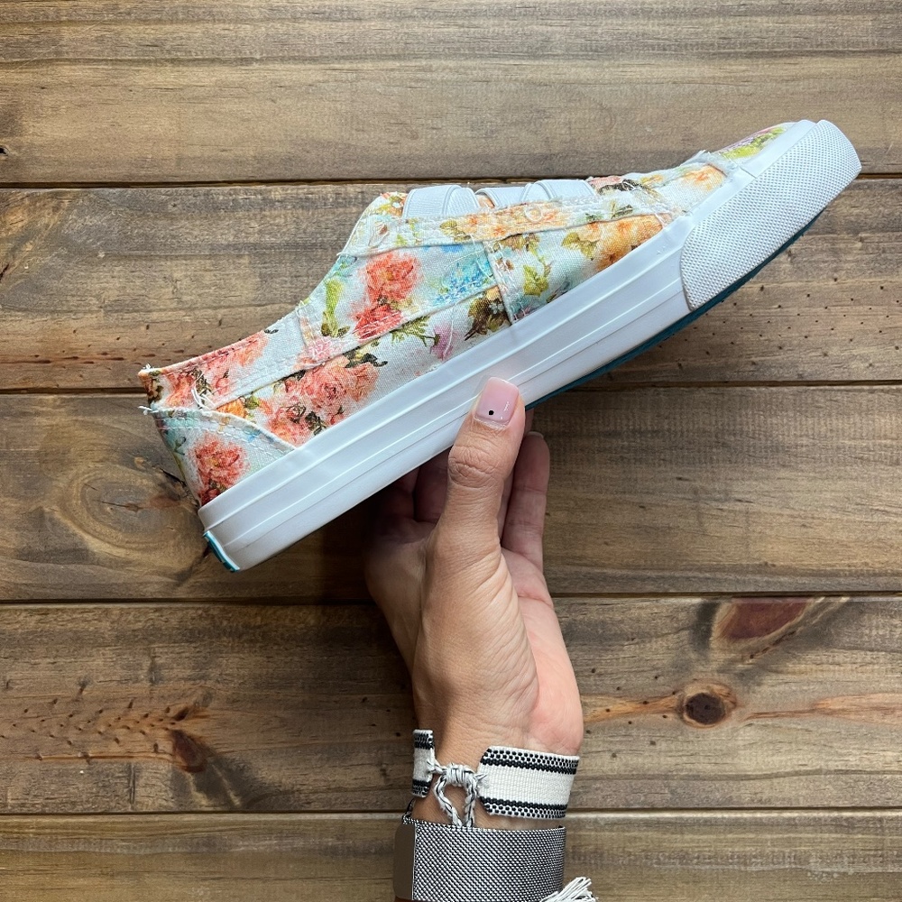 Teacup Marley Canvas Sneakers